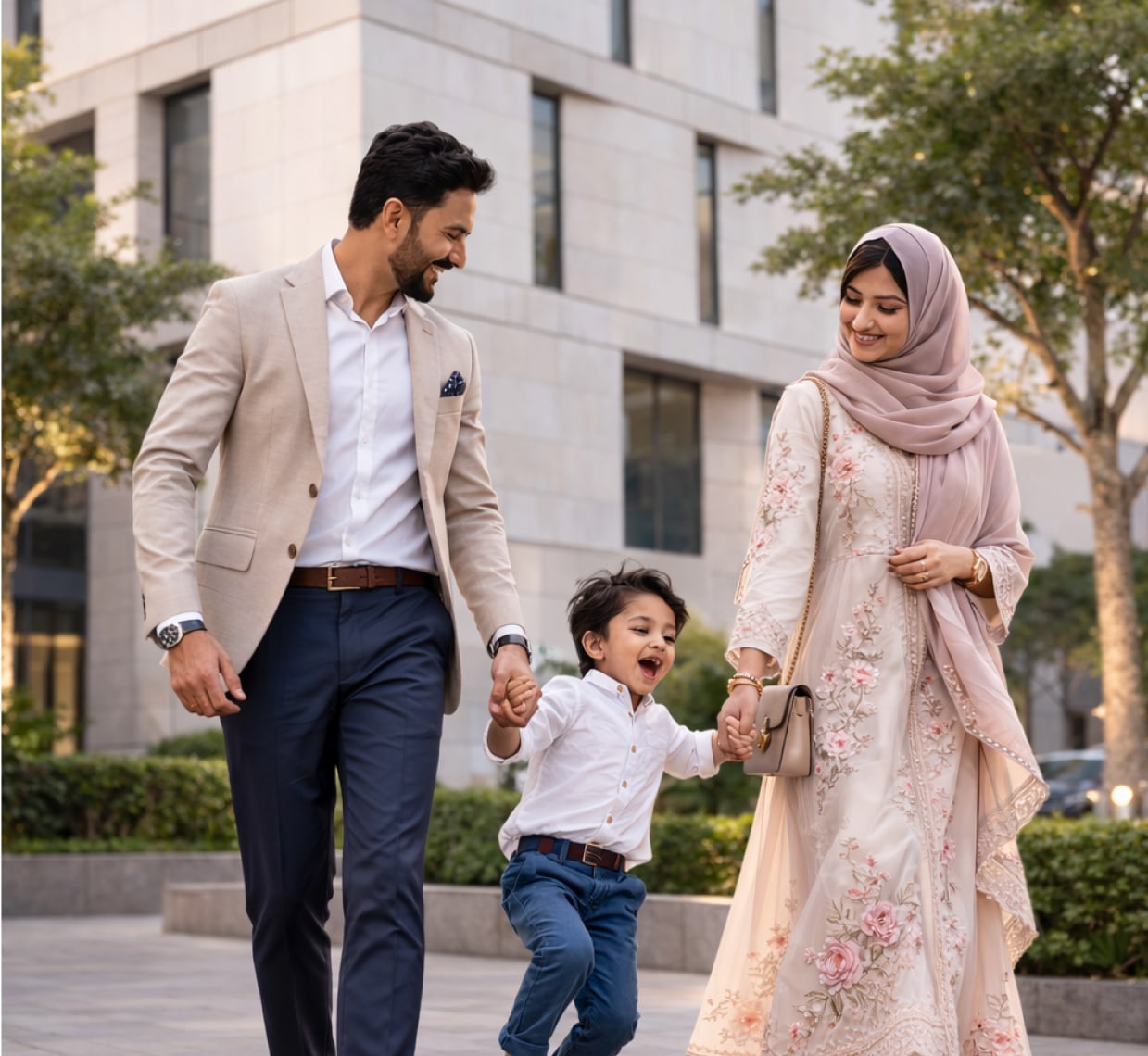 Dining & shopping at RAK Central Square